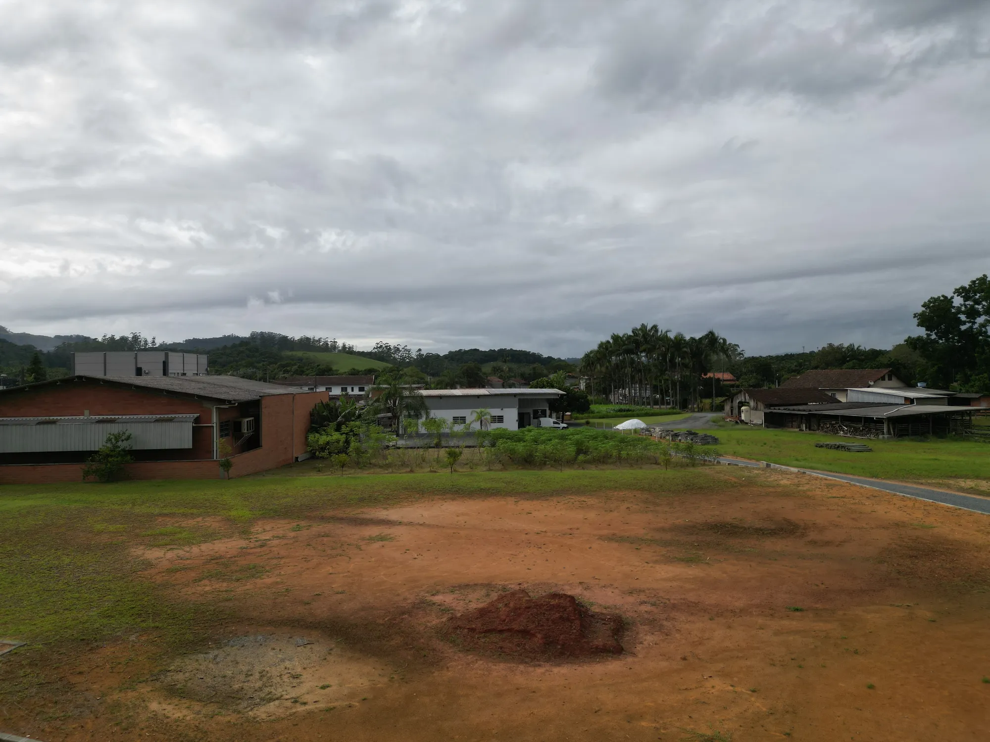 Amplo terreno com potencial Industrial próximo da Rodovia — foto 6