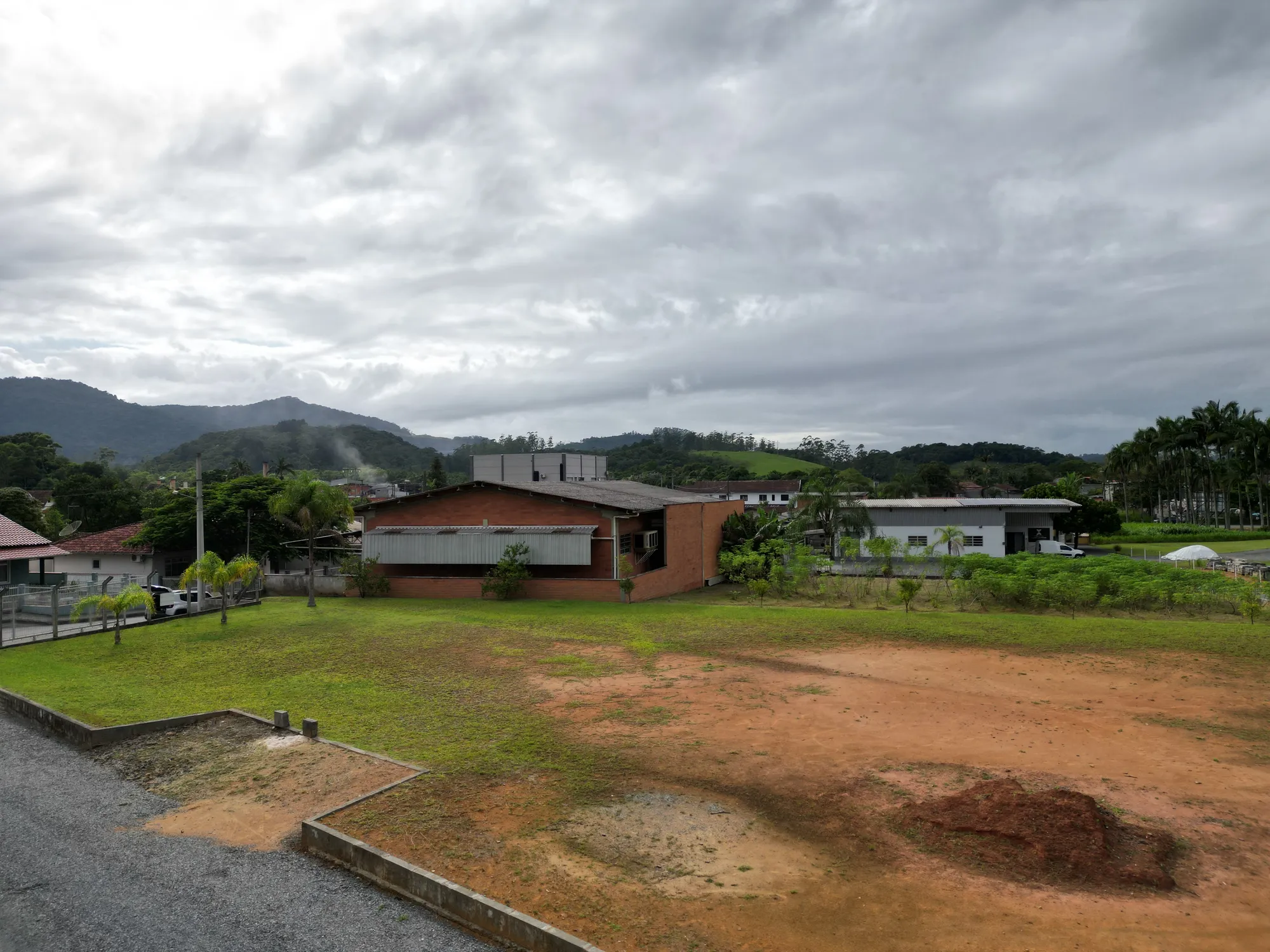 Amplo terreno com potencial Industrial próximo da Rodovia — foto 7