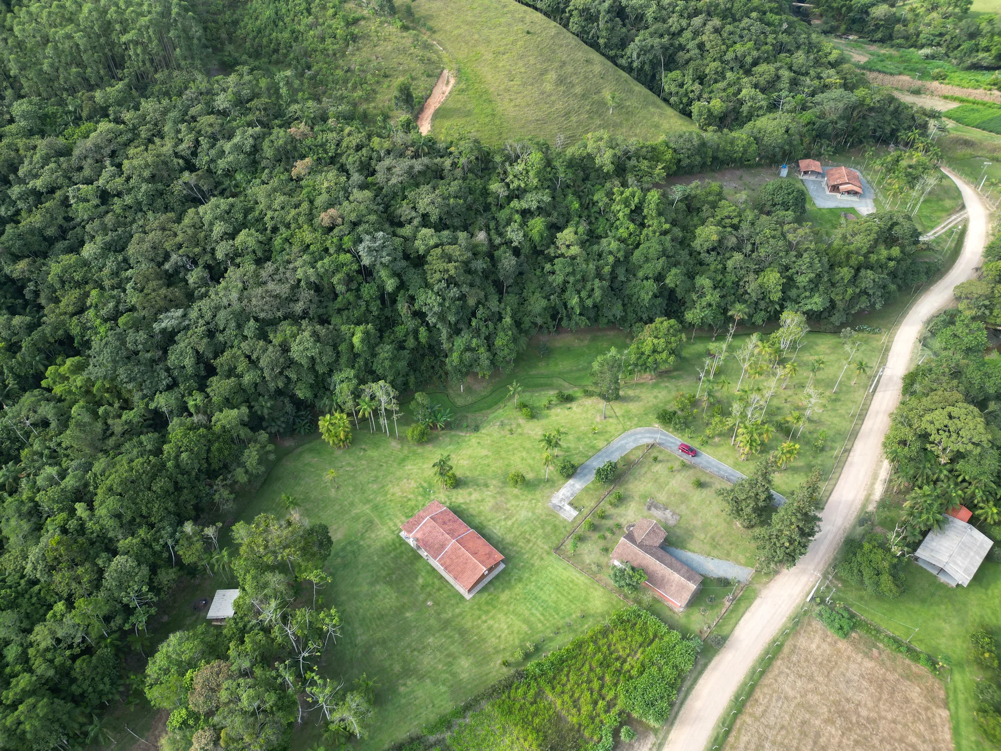 Sítio amplo e completo com 2 casas no Encano em Indaial — foto 6