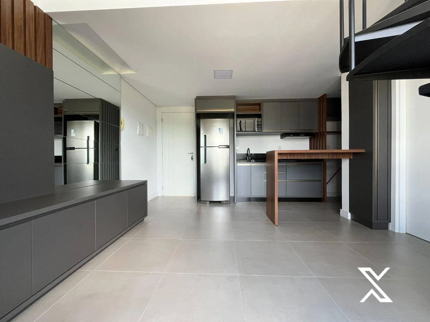 Apartamento Duplex com 1 dormitório para alugar, 51 m por R$ 2.600/mês - Itoupava Seca - Blumenau/SC - foto 1