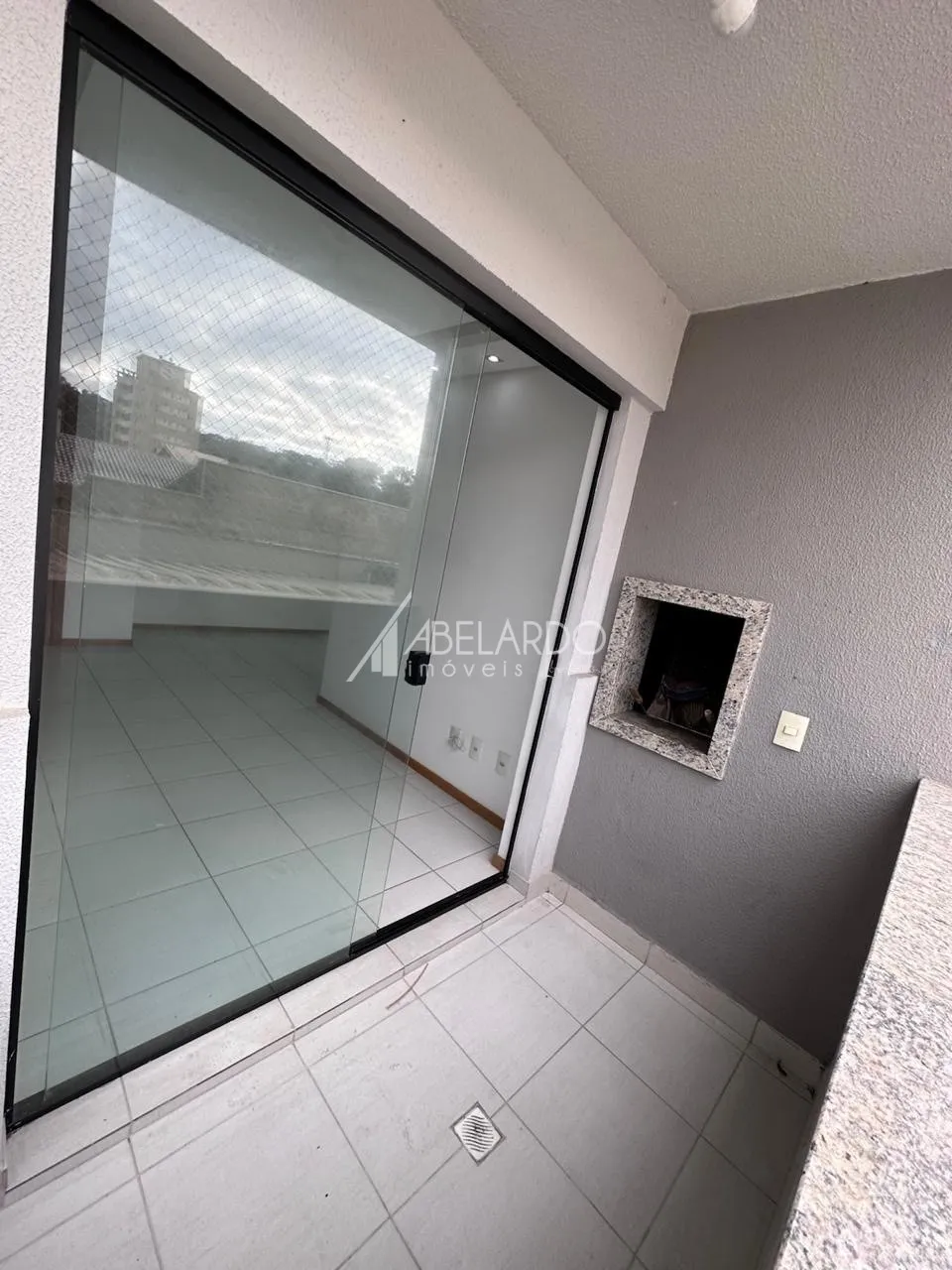 APARTAMENTO SEMIMOBILIADO COM DOIS DORMITÓRIOS, SENDO UMA SUÍTE - NO BAIRRO FORTALEZA — foto 5