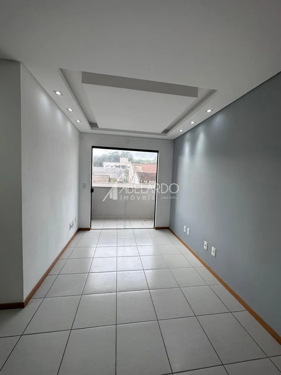 APARTAMENTO SEMIMOBILIADO COM DOIS DORMITÓRIOS, SENDO UMA SUÍTE - NO BAIRRO FORTALEZA — foto 6