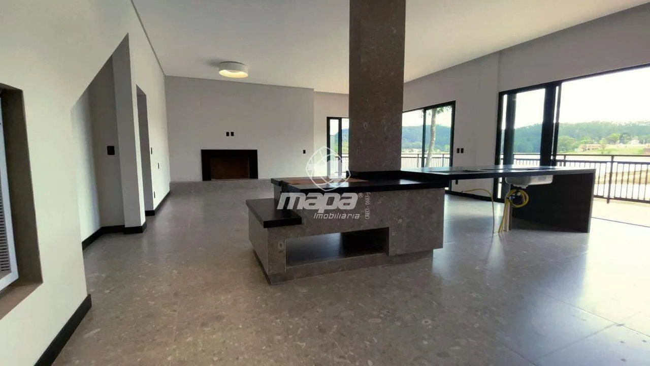 Frente para a barragem — foto 3