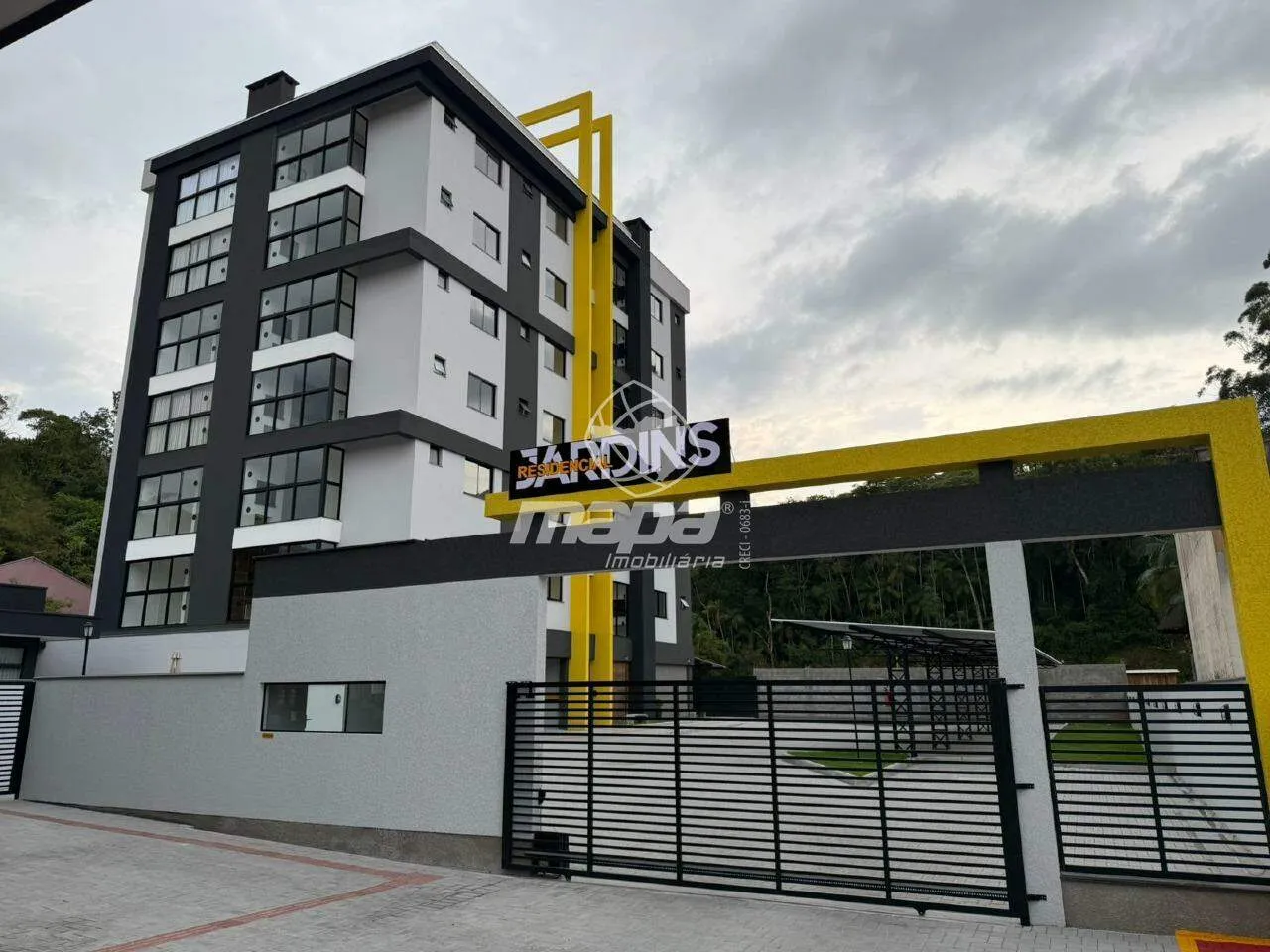 Apartamento semi-mobiliado no bairro Rio Morto! - foto 1
