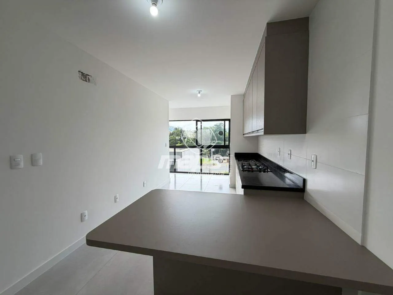 Apartamento semi-mobiliado no bairro Rio Morto! — foto 5