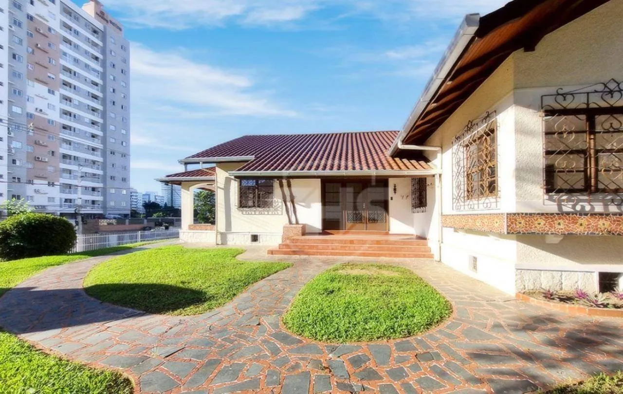 Casa com 3 dormitórios à venda, 500 m por R$ 3.500.000,00 - Garcia - Blumenau/SC — foto 3