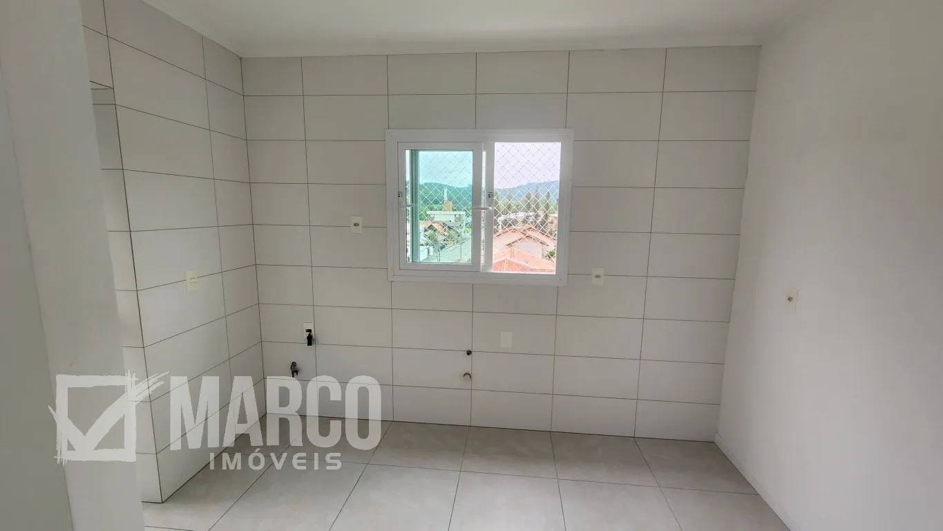 Apartamento moderno, completo e em localização privilegiada! — foto 6
