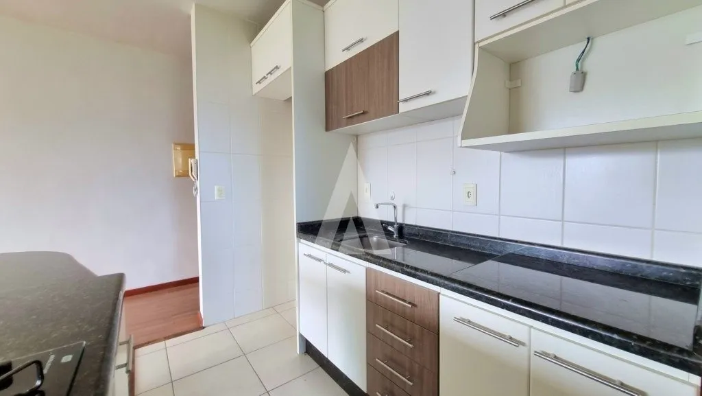 Apartamento com 3 quartos à venda no bairro Bom Retiro em Joinville-SC por R$360.000,00. — foto 7