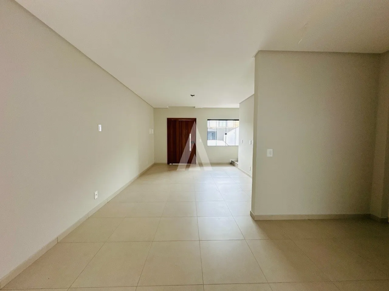 Casa com 1 suíte e 2 quartos à venda no bairro Iririú em Joinville-SC por R$650.000,00. — foto 5