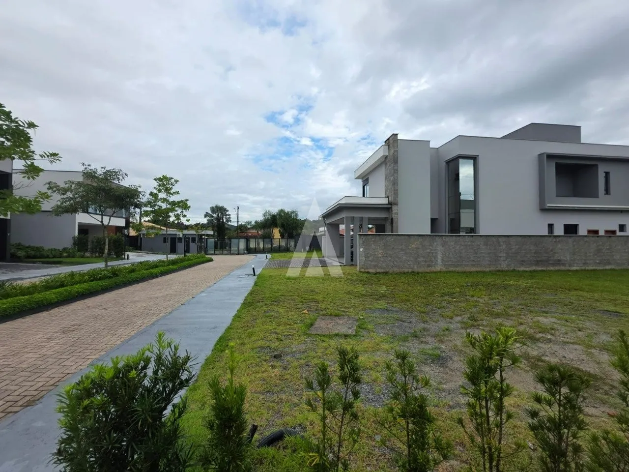 Terreno em condomínio fechado à venda no bairro Glória em Joinville-SC por R$899.000,00. — foto 4