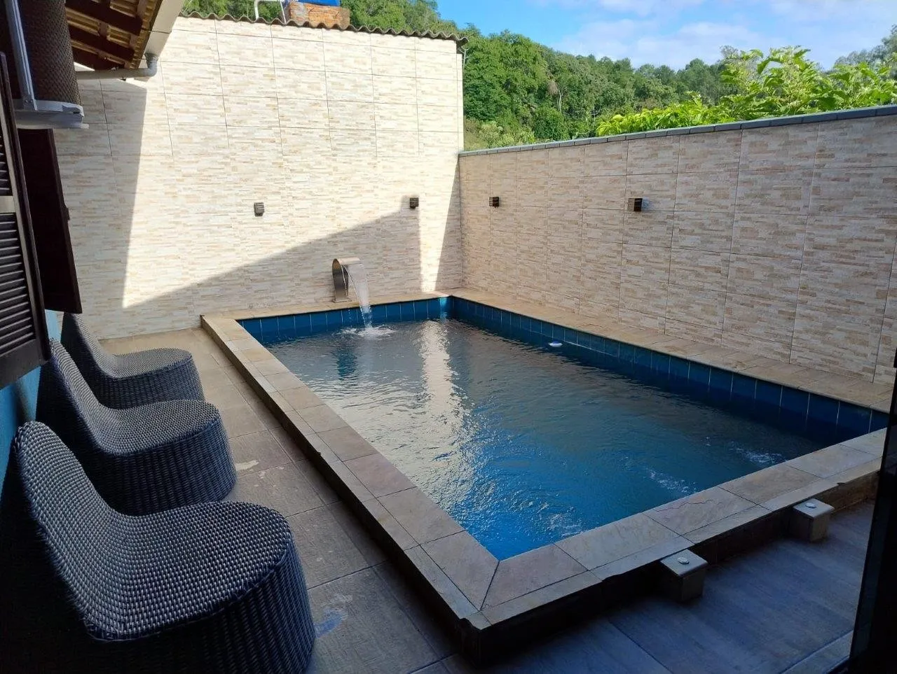 Casa com Piscina - Bairro Itoupava Central - Blumenau/SC - foto 1