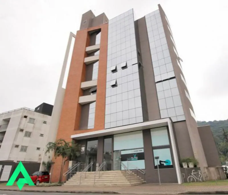 Sala Comercial com 67,36m para locação por R$ 1.500,00 - Bairro Centro - Blumenau/SC - foto 1