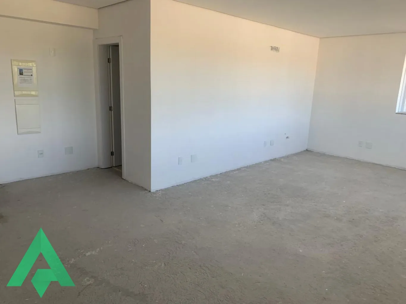 Sala Comercial com 67,36m para locação por R$ 1.500,00 - Bairro Centro - Blumenau/SC — foto 4