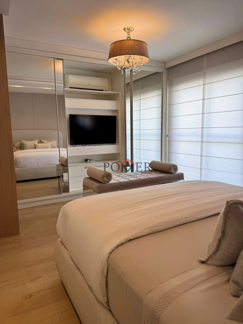 Sofisticação, conforto e autenticidade no coração da cidade. Casa com 3 dormitórios, sendo uma suite. — foto 2