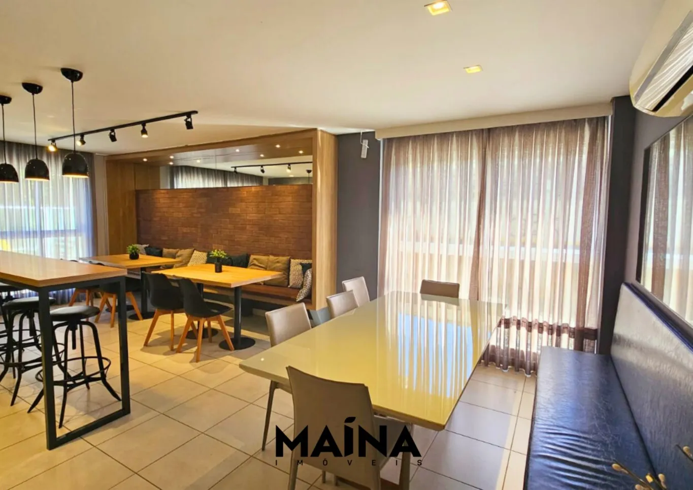 Apartamento com 3 dormitórios sendo 1 suíte, sacada com churrasqueira a apenas 2 km do Centro/Blumenau — foto 3