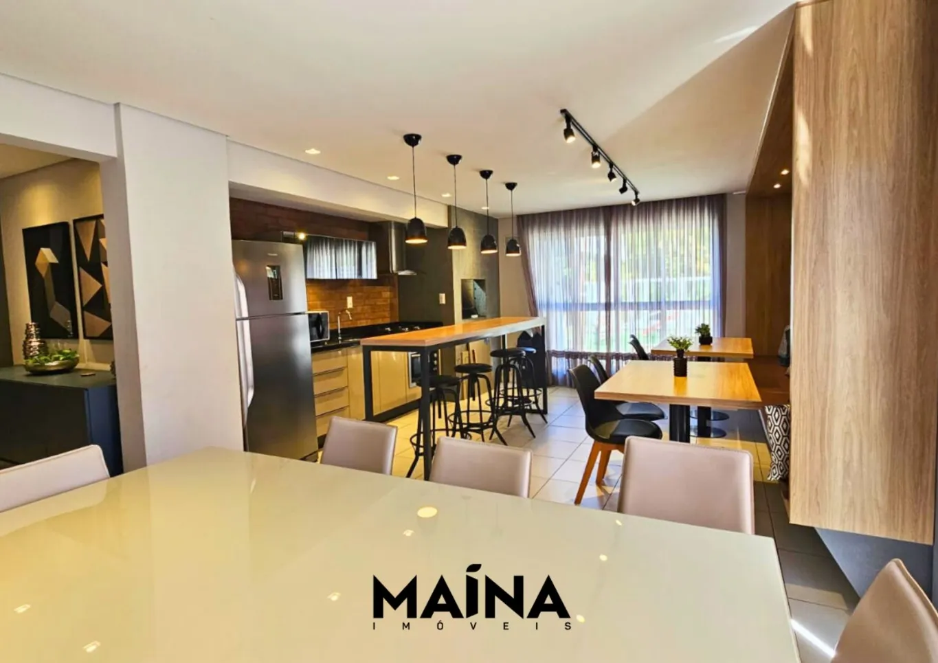 Apartamento com 3 dormitórios sendo 1 suíte, sacada com churrasqueira a apenas 2 km do Centro/Blumenau — foto 4