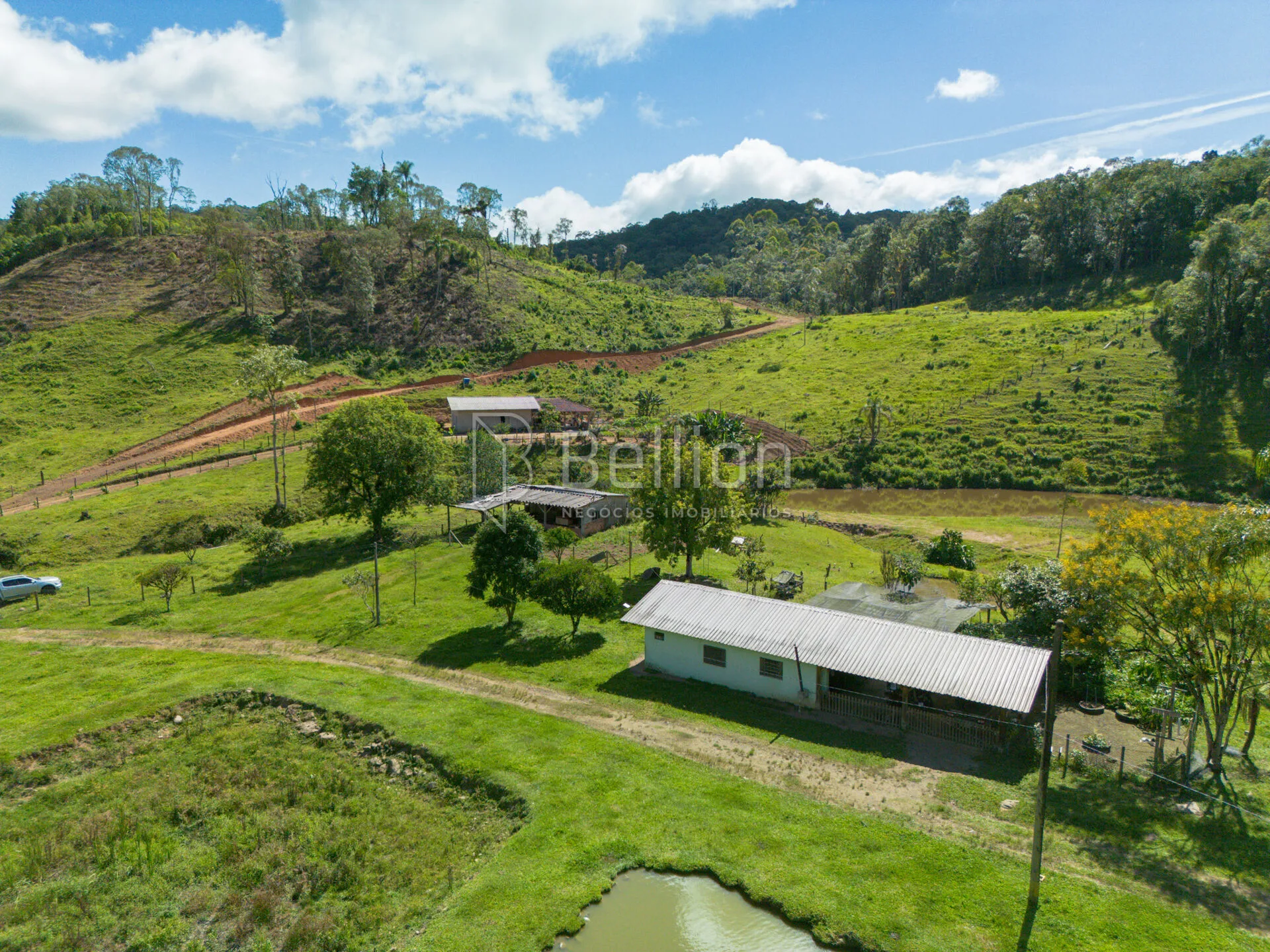 Sítio completo com lagoas, ribeirão e nascente em Rio dos Cedros — foto 4