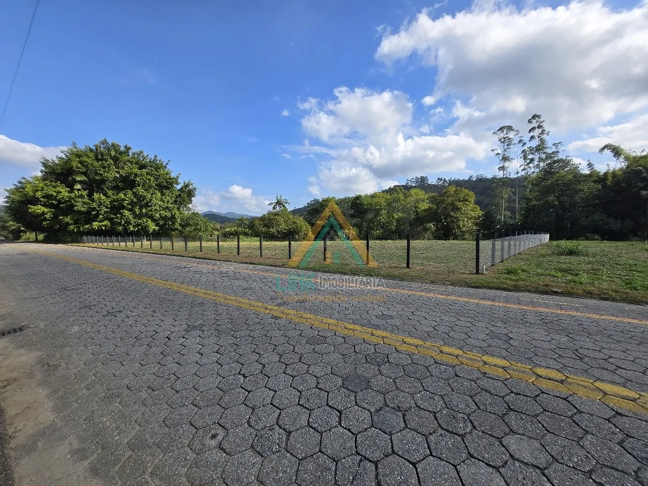 Terreno Comercial e Residêncial na Rota Enxaimel - Pomerode/SC, com Área Total de 3.126,00m. - foto 1