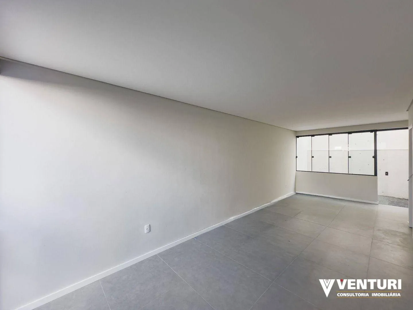 Casa com 2 dormitórios à venda, sendo 2 suítes com 104 m por R$ 592.000 - Escola Agrícola - Blumenau/SC — foto 2