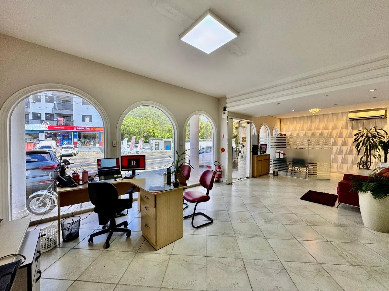 SALA COMERCIAL DE 90m RUA DOS CAÇADORES R$ 7.500,00 + ENCARGOS — foto 4