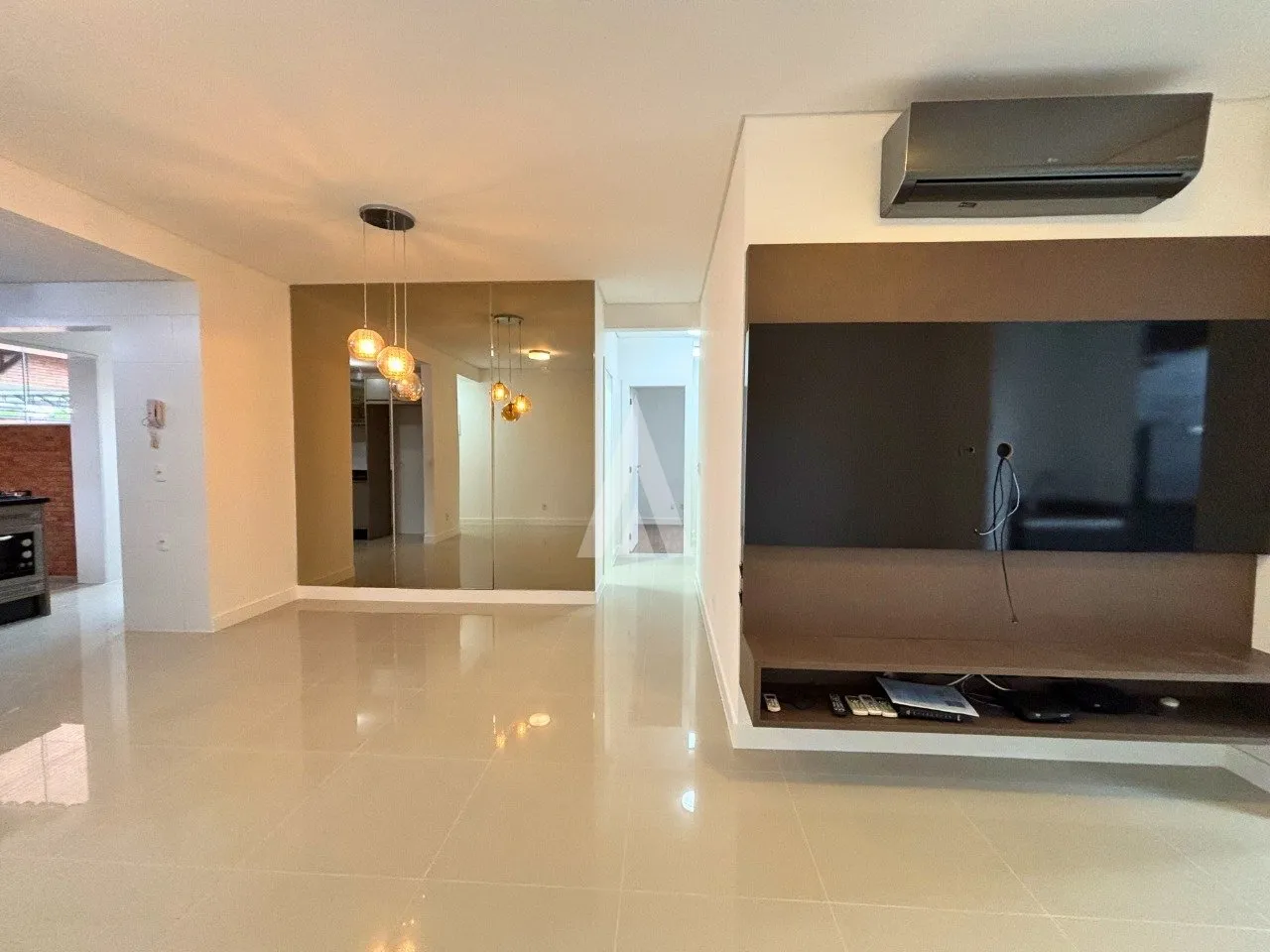 Apartamento com 1 suíte e 2 quarto(s) à venda no bairro Saguaçu em Joinville-SC por R$798.000,00. - foto 1