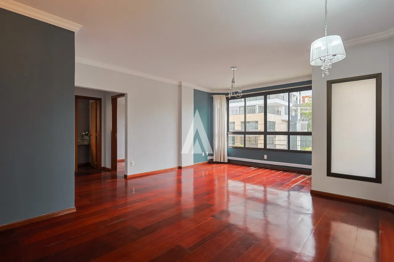 Apartamento com 1 suíte e 2 quarto(s) à venda no bairro Centro em Joinville-SC por R$1.500.000,00. — foto 2