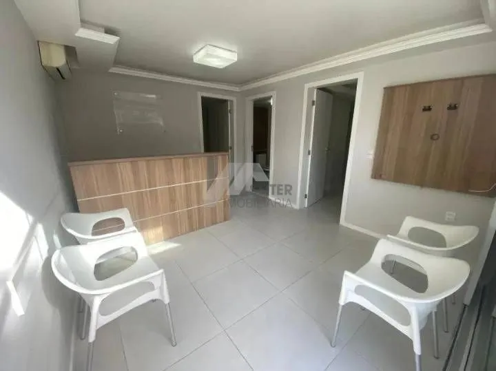 Casa comercial para alugar no bairro Trindade - foto 1