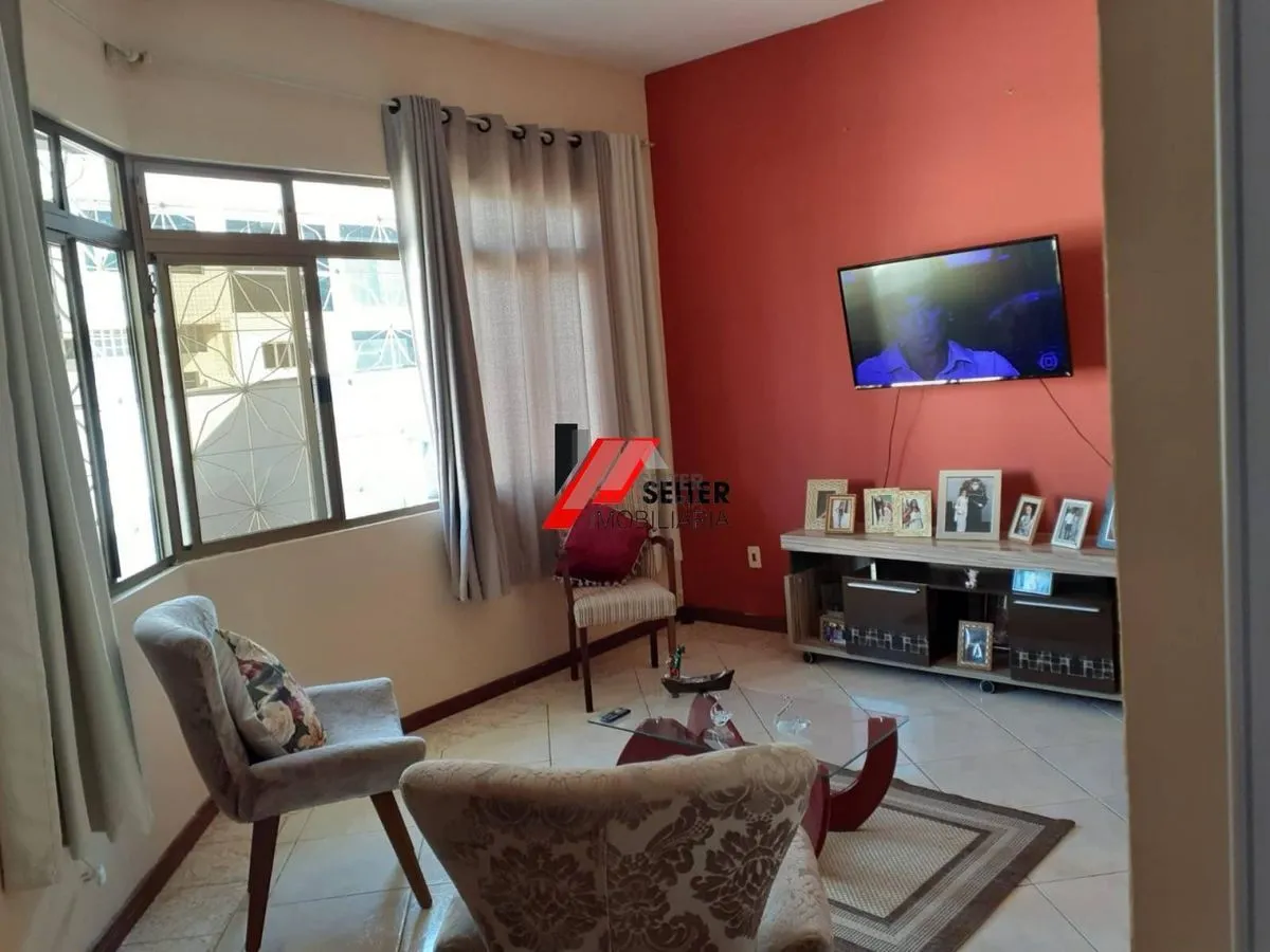 Casa de 3 dormitórios sendo suite à venda no bairro Corrego Grande em Florianópolis - foto 1