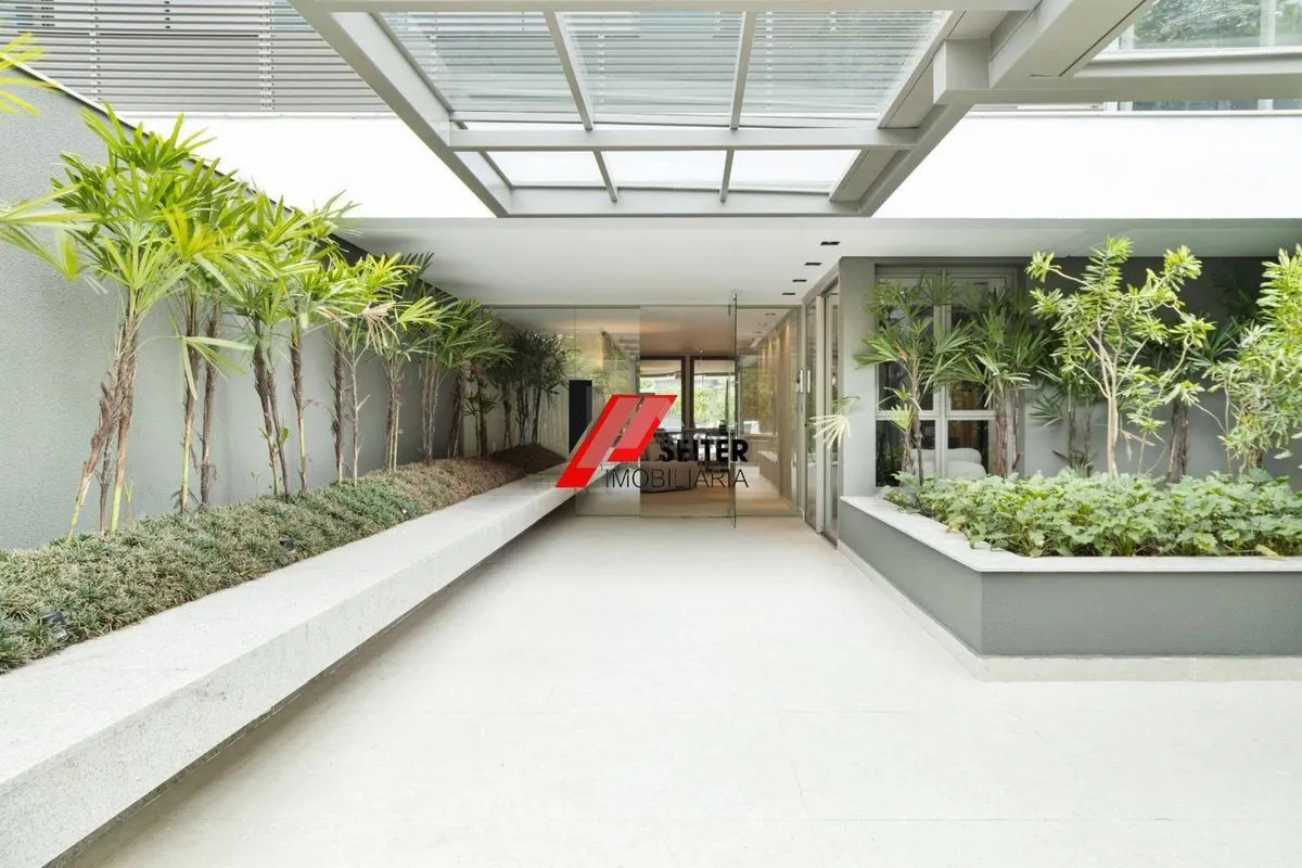 Apartamento de 2 dormitórios a venda no bairro Cacupé - foto 1