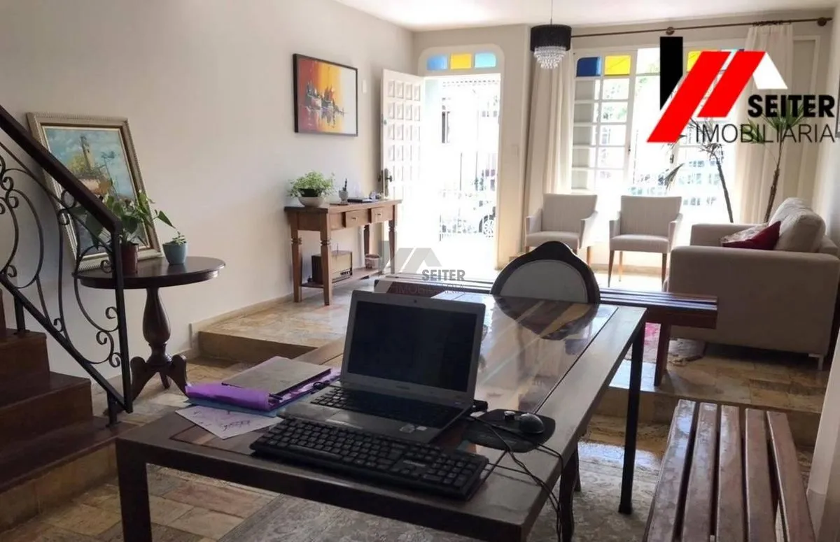 Casa a venda de 4 dormitórios no Centro de Florianópolis — foto 3