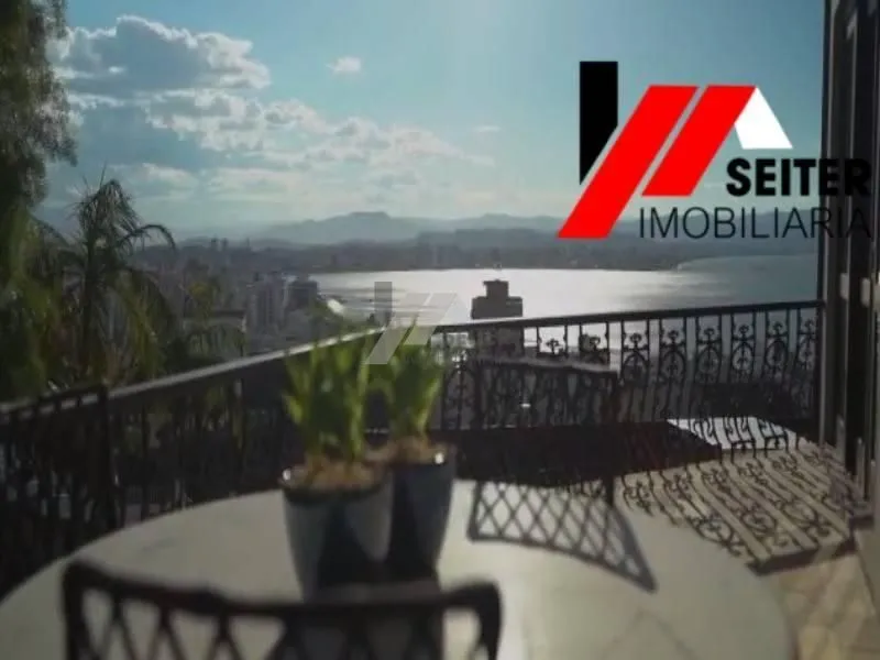 Casa comercial no centro de Florianópolis - foto 1