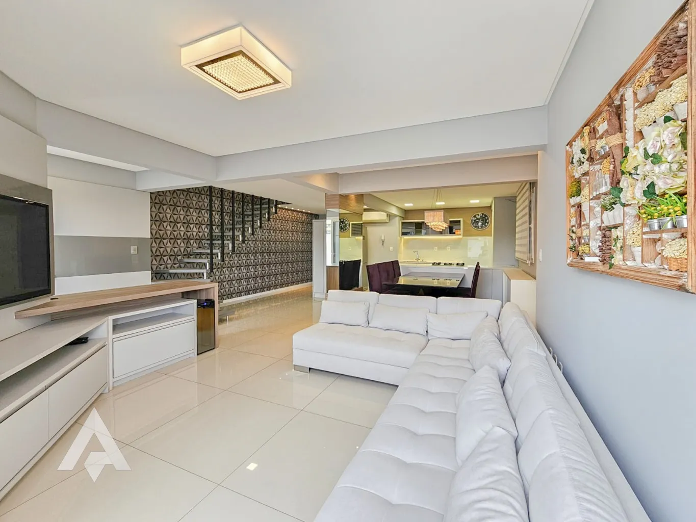 Duplex com 3 suítes à venda por R$1.890.000,00 - Centro - Blumenau/SC - foto 1