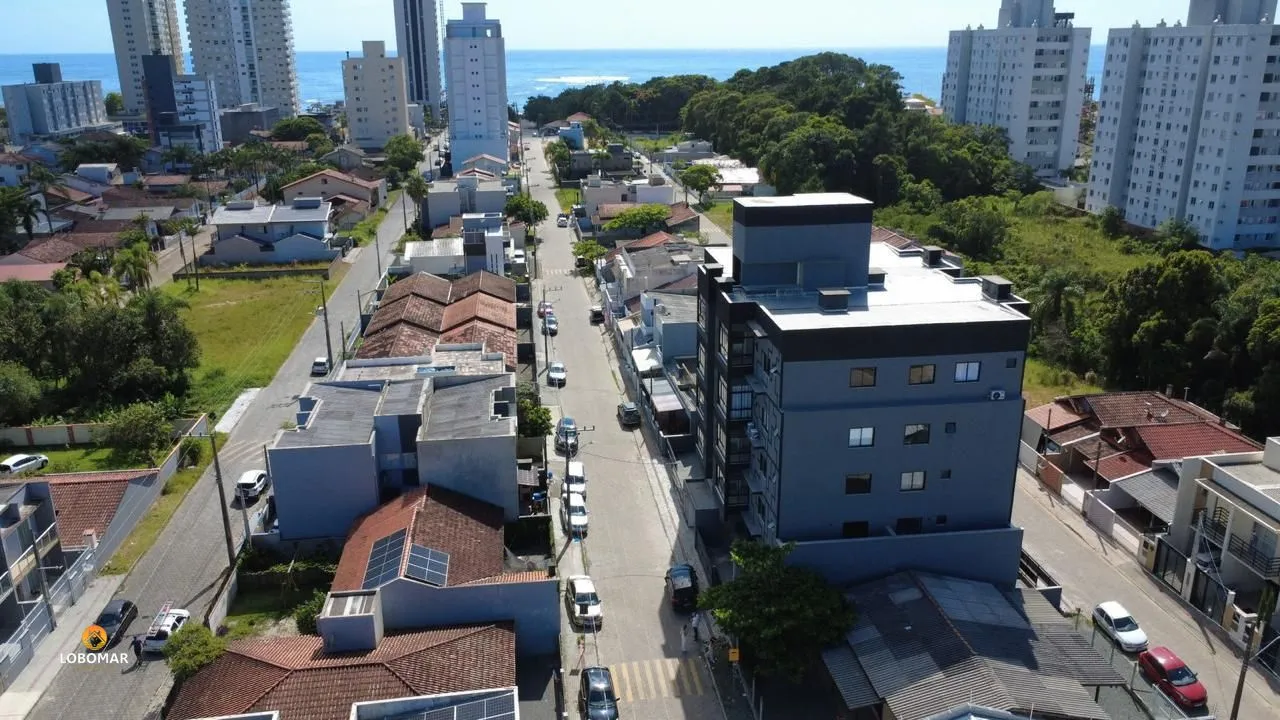 Apartamento semi-mobiliado à 500m do mar - Itacolomi - Balneário Piçarras/SC — foto 2