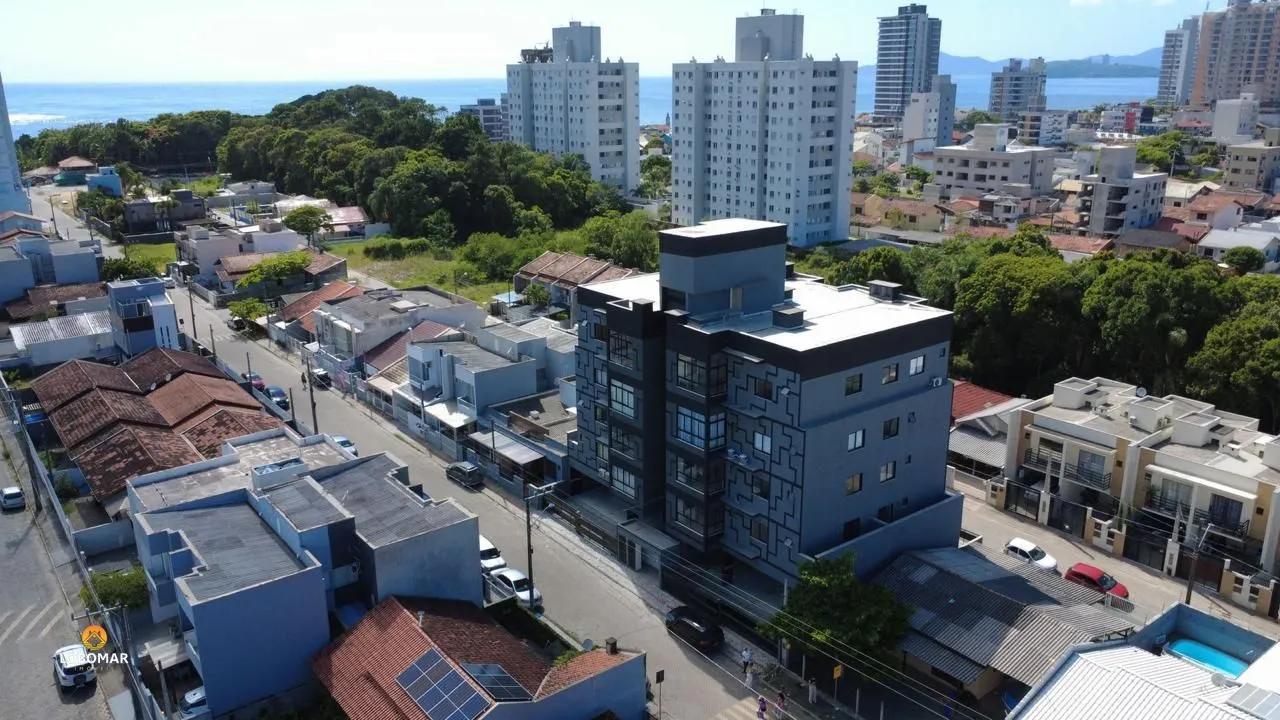 Apartamento semi-mobiliado à 500m do mar - Itacolomi - Balneário Piçarras/SC — foto 3