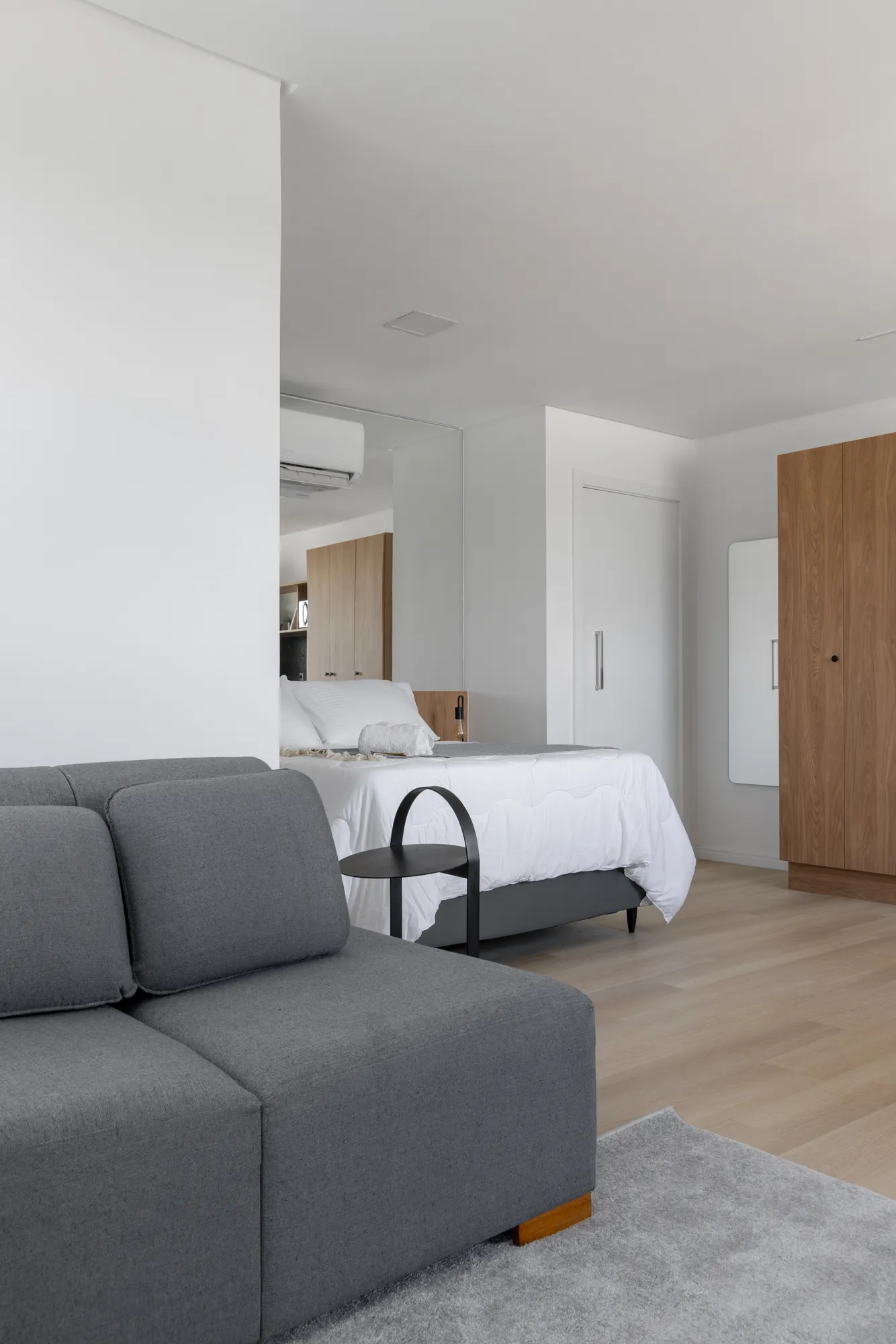 Loft próximo a Vila Germânica com sacada, mobiliado, equipado e com vaga. — foto 7