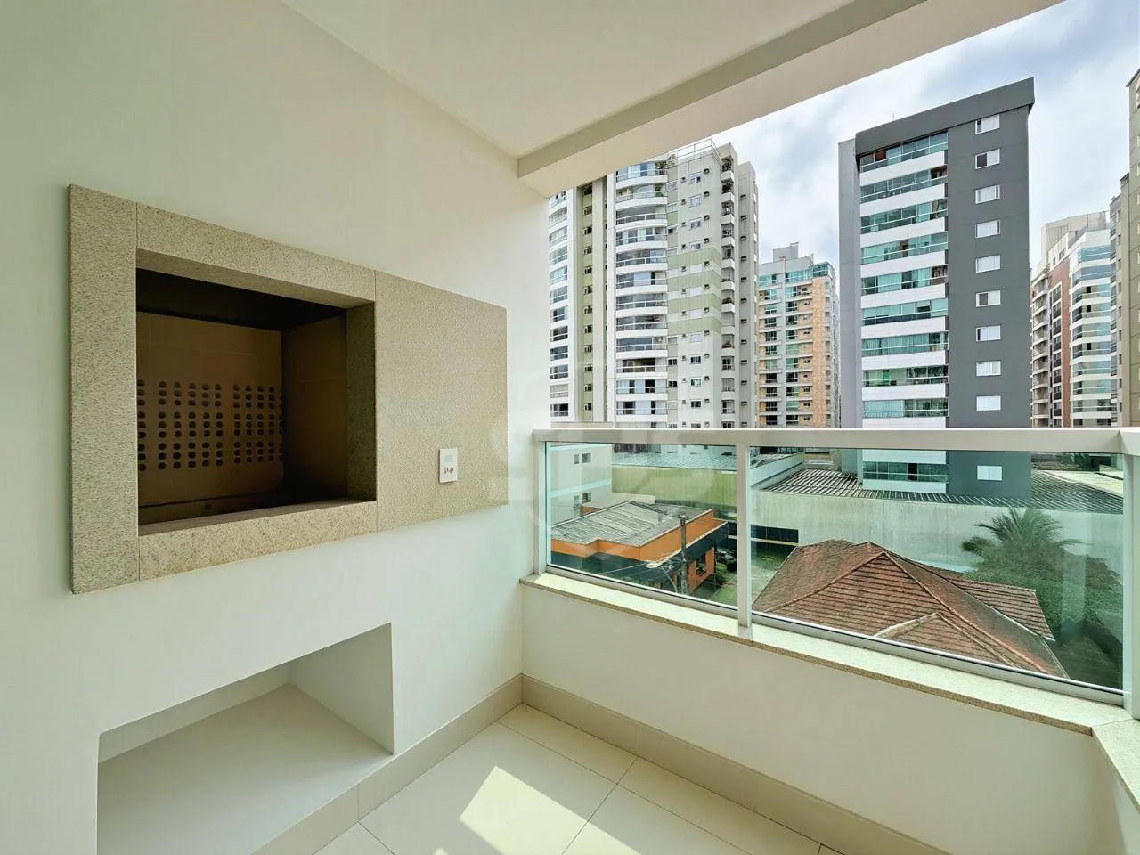 Apartamento com 1 dormitório à venda, 45 m por R$ 450.000,00 - Victor Konder - Blumenau/SC — foto 2