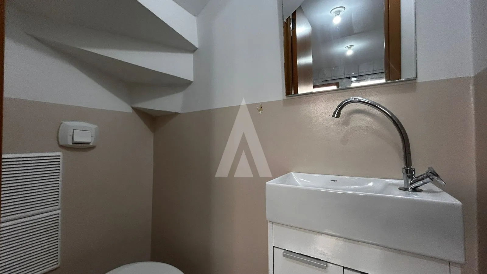 GEMINADO COM 2 QUARTOS, COZINHA, 2 BANHEIROS NO BAIRRO MORRO DO MEIO. — foto 6