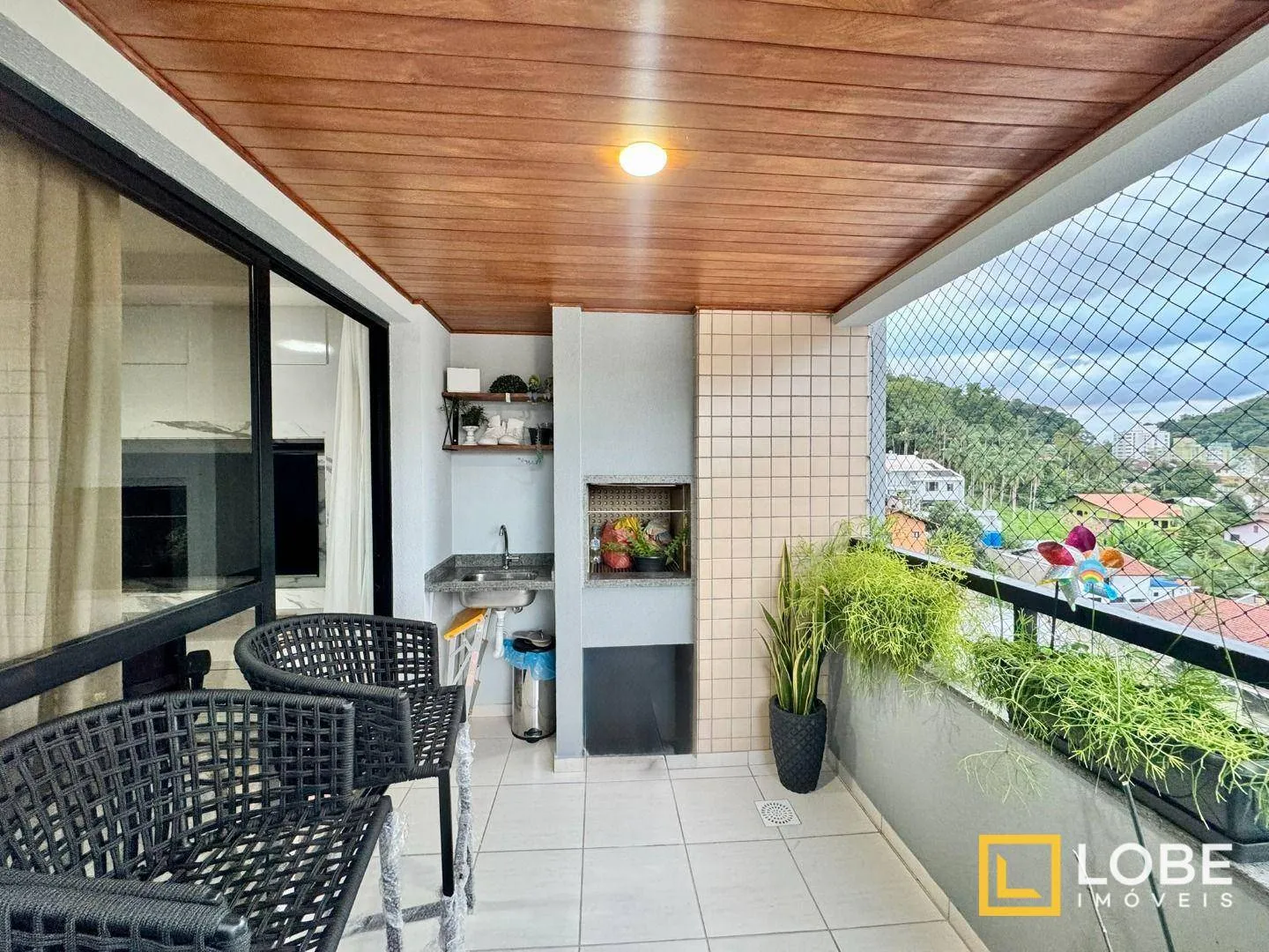 Apartamento 100% mobiliado,com 2 dormitórios à venda, por R$ 659.000 - Vila Nova - Blumenau/SC - foto 1