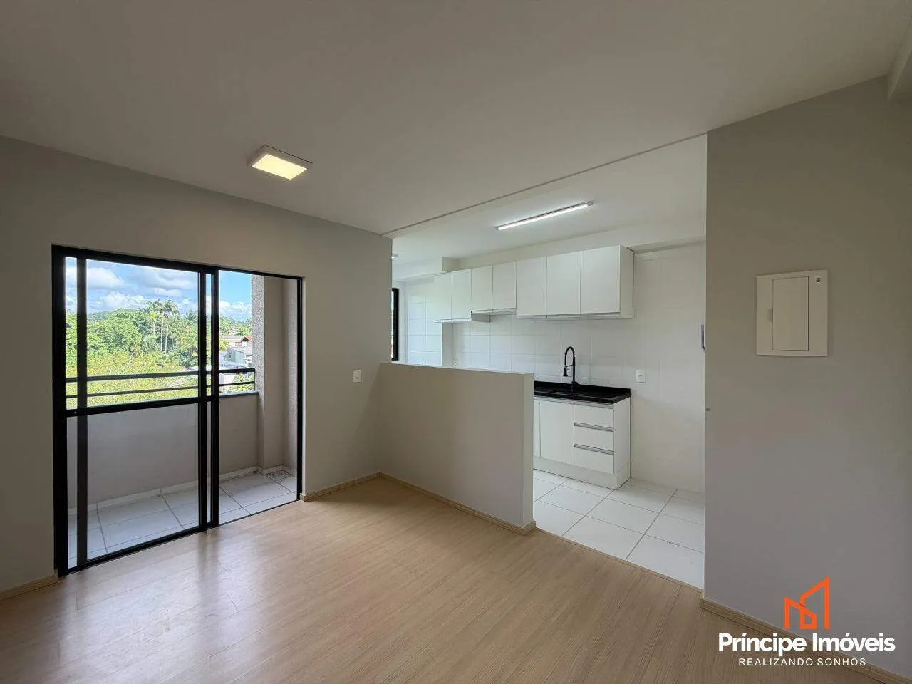 Apartamento com 2 quartos no Floresta em Joinville - foto 1