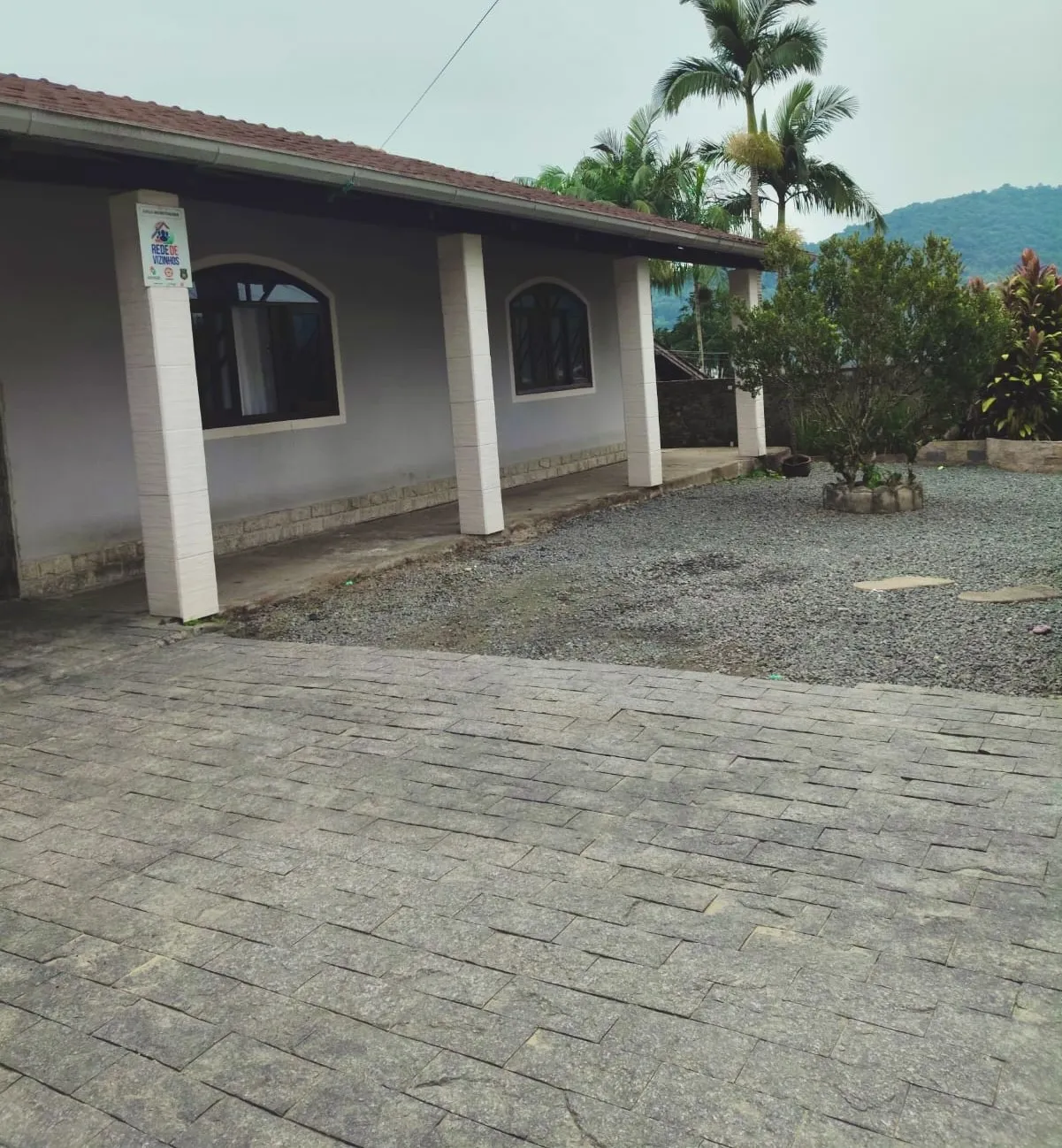 Casa térrea no bairro Velha Central em rua sem saída. - foto 1