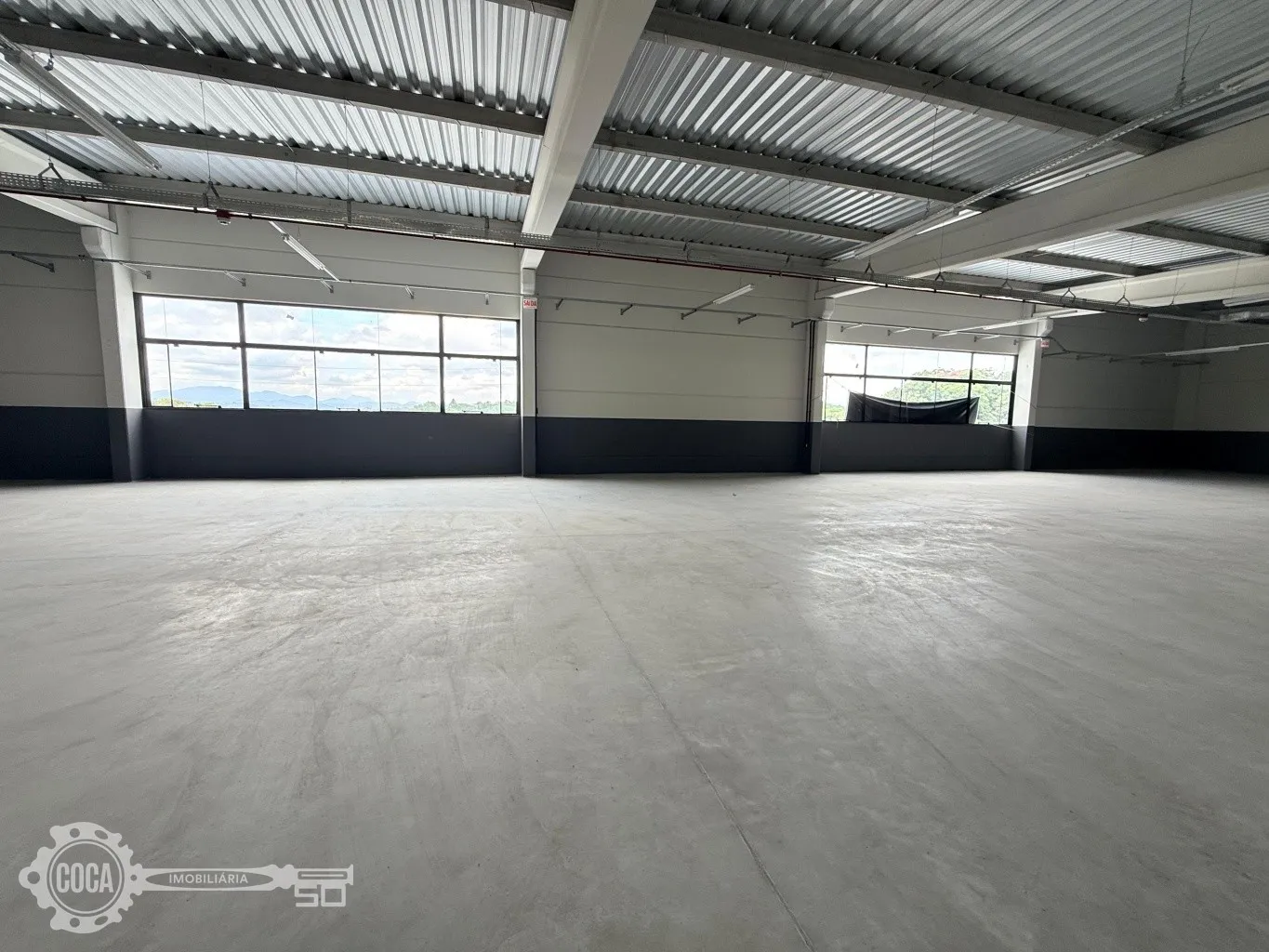 Galpão 325 m Novo para Locação Bairro do Salto - foto 1