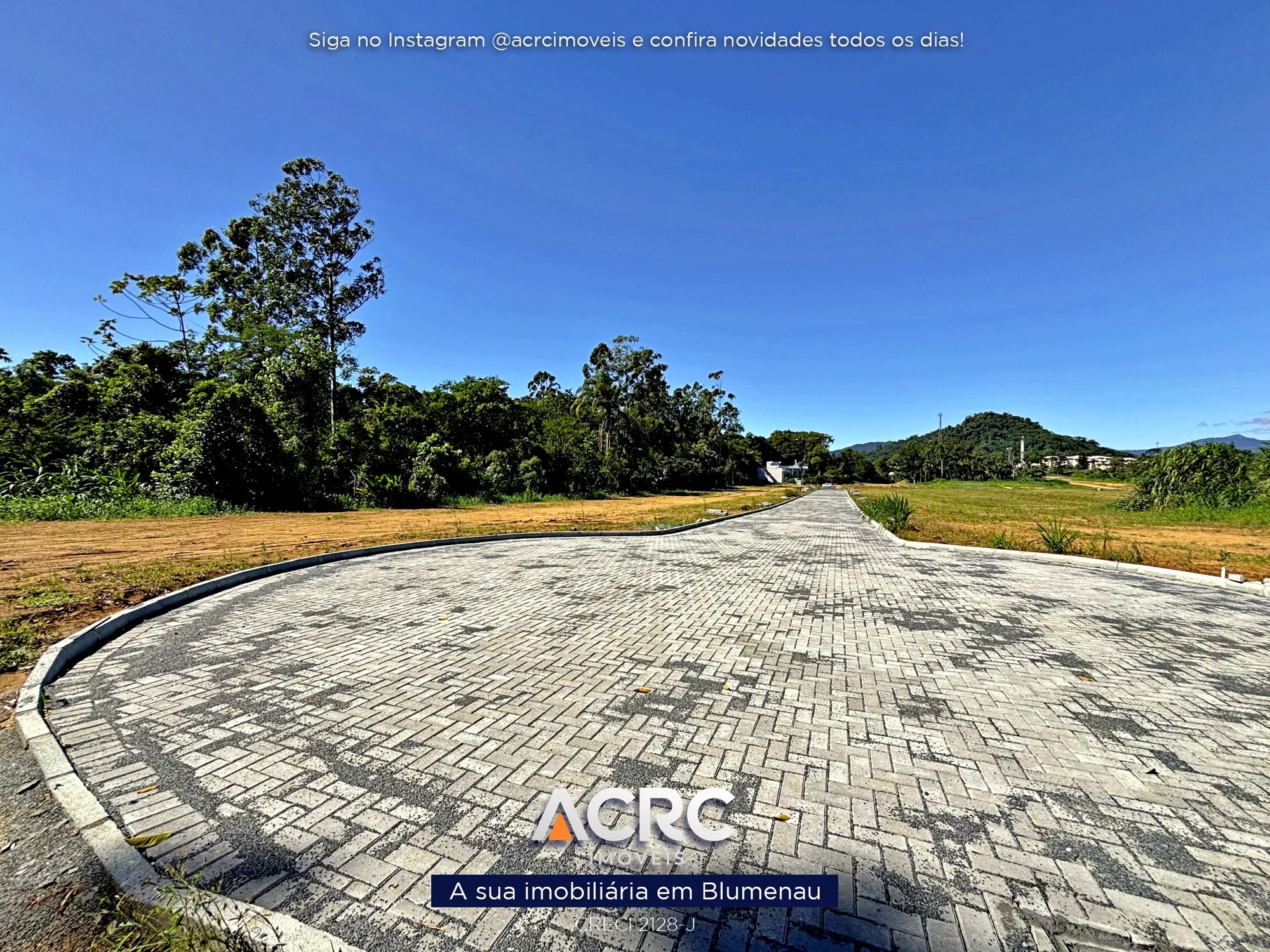 ACRC Imóveis - TE01358 - Terreno com um total de 360m a Venda no Bairro Badenfurt em Blumenau — foto 3