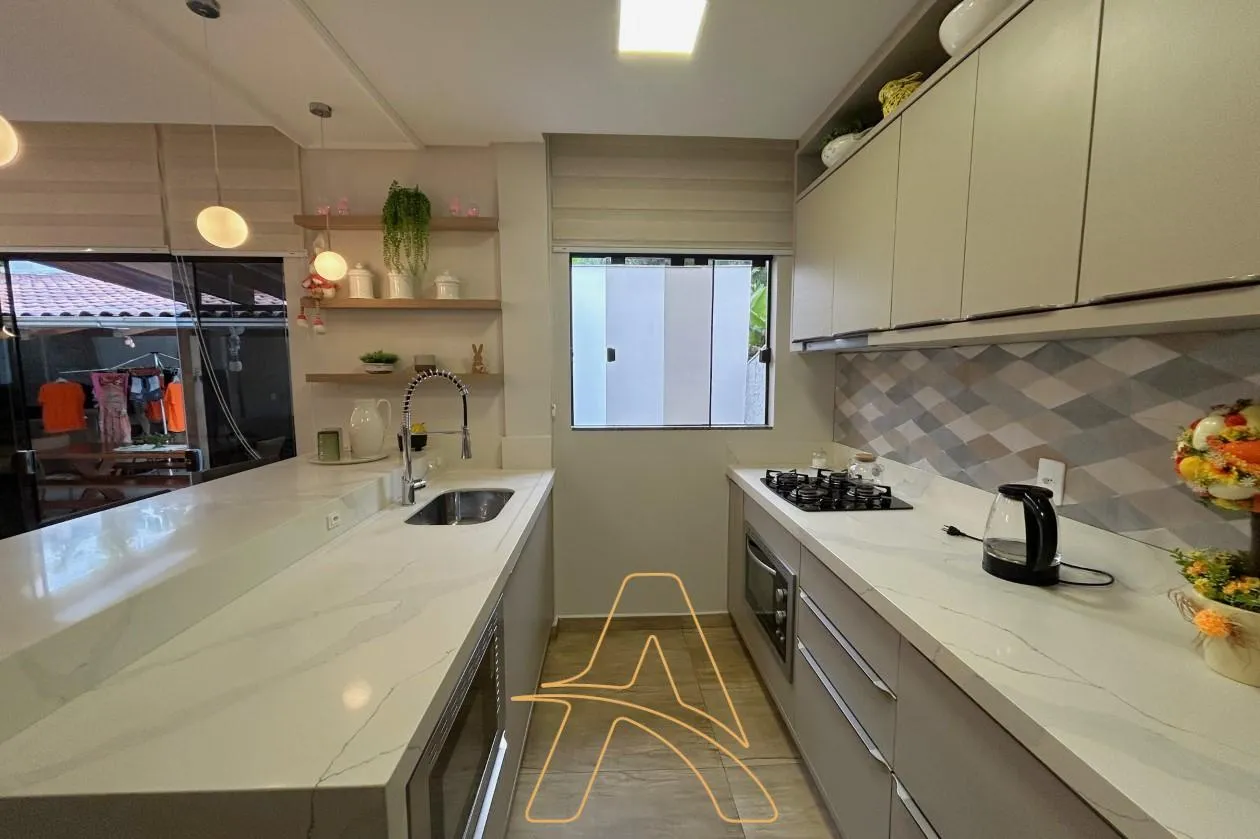 Casa com Área de Festas Completa - Bairro Fortaleza — foto 2