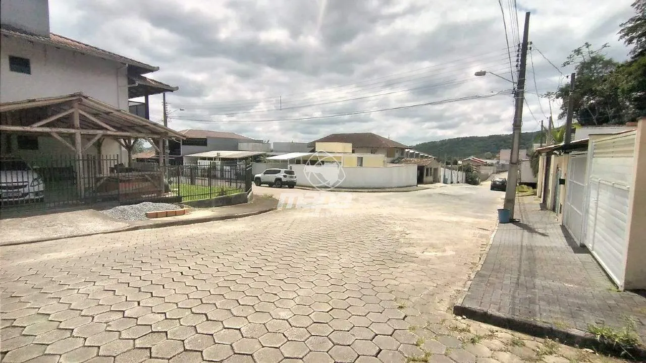 Casa geminada á venda no Passo Manso — foto 2