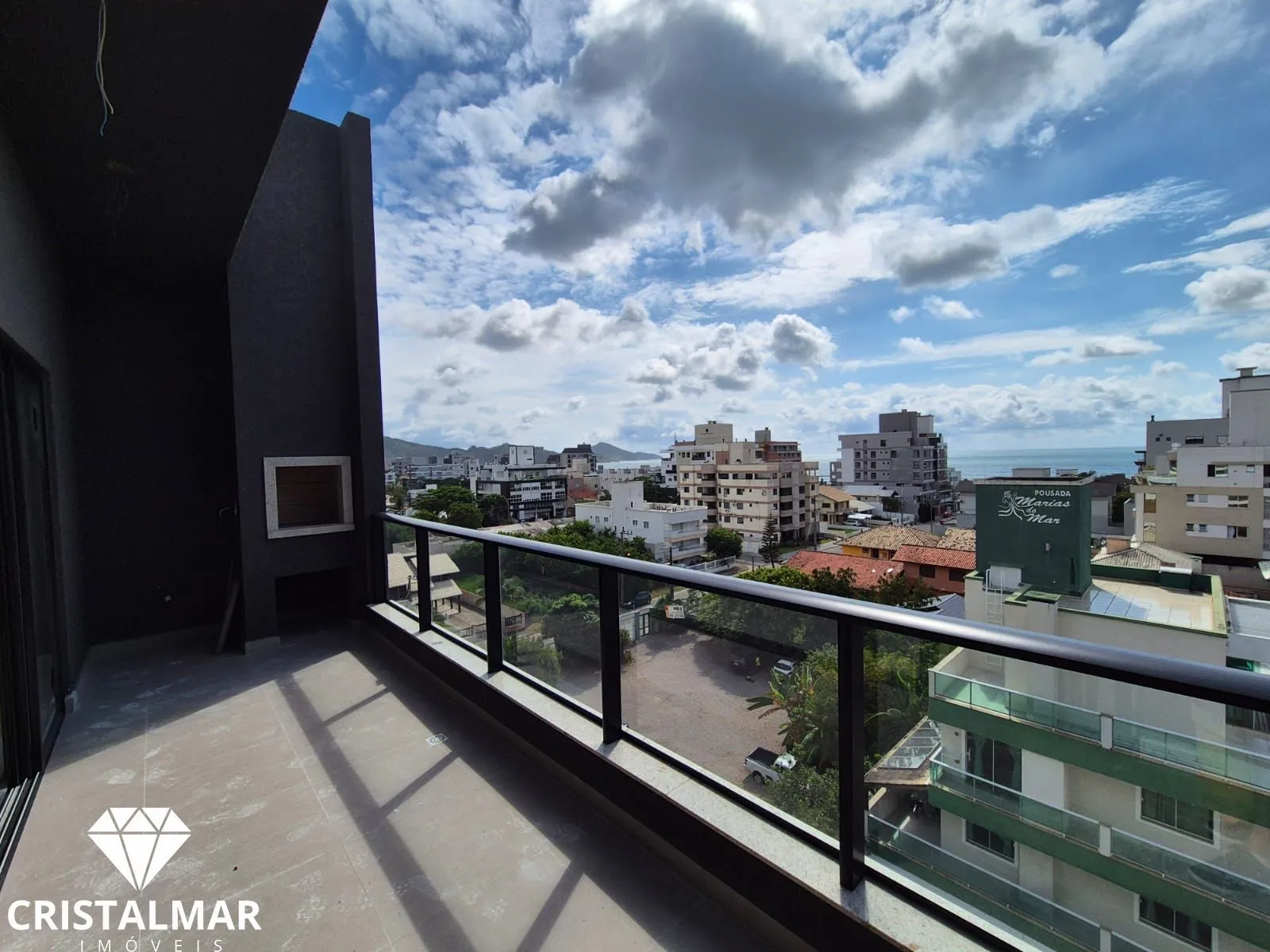 Cobertura de Alto Padrão em Bombinhas com vista panorâmica - foto 1