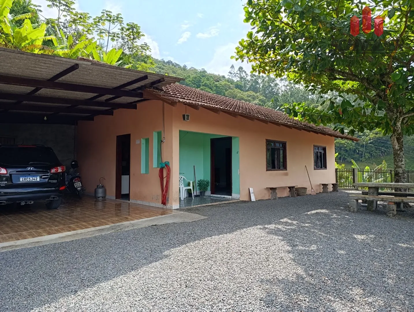 Casa com 2 dormitórios à venda no bairro Centro em Benedito Novo/SC - foto 1