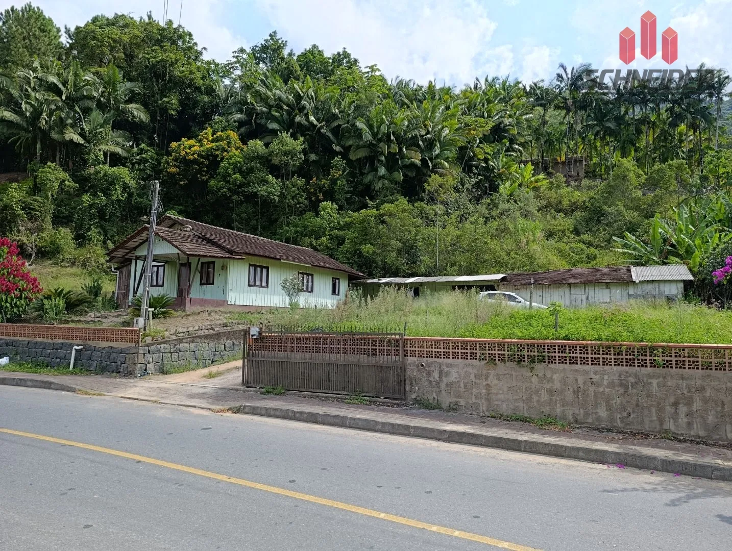 Casa com 3 dormitórios à venda no bairro Centro em Benedito Novo/SC — foto 2