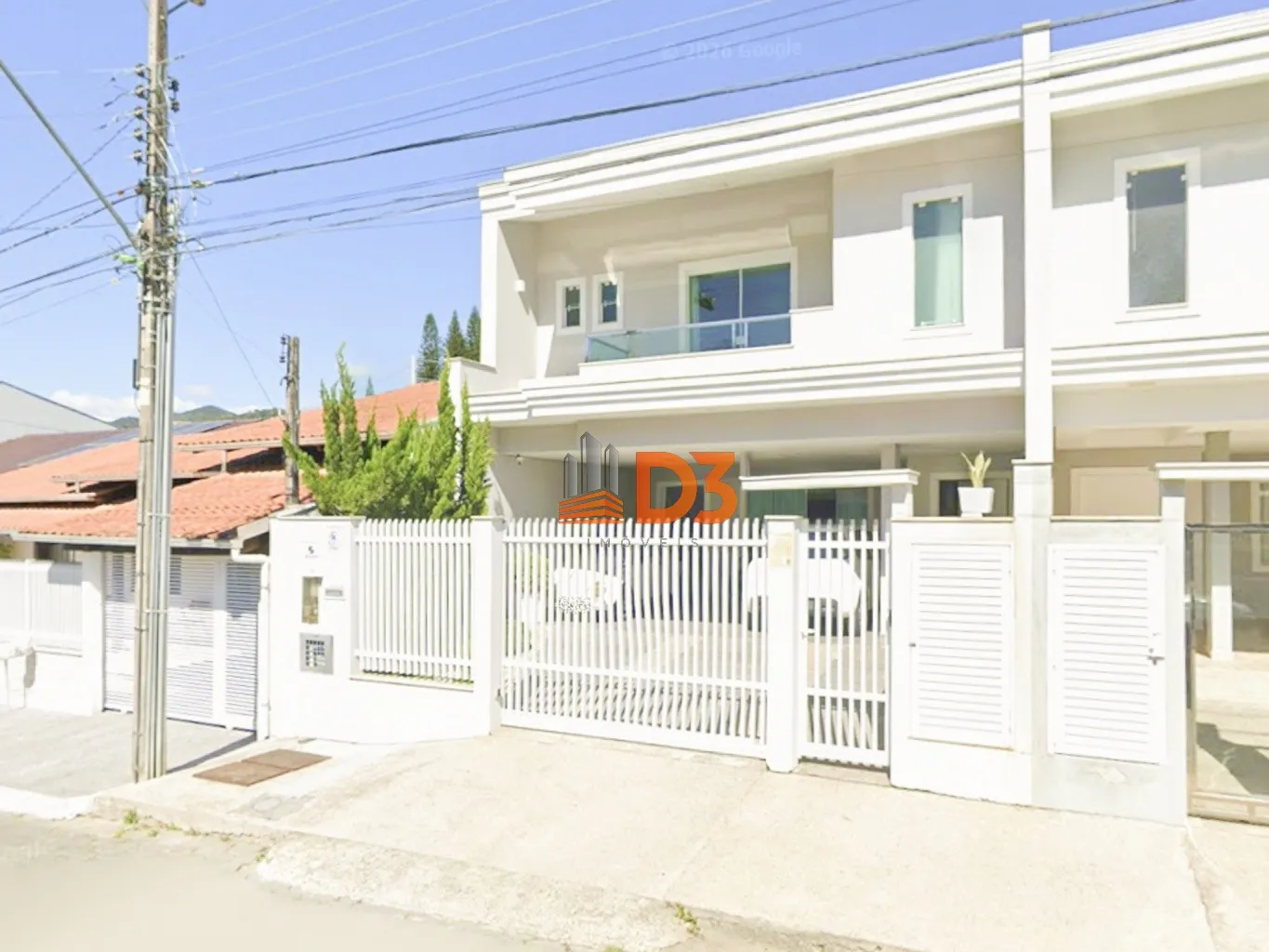 Sobrado Alto Padrão Mobiliado com 4 Quartos | Velha Central - foto 1