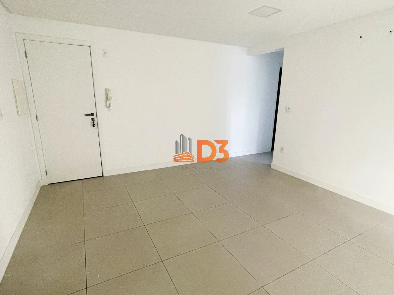 Lindo Apartamento no Edifício Coral Gables em Camboriú — foto 4