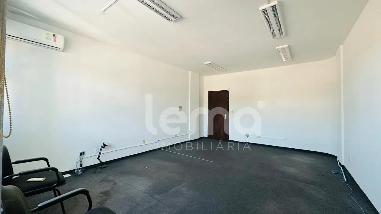Sala comercial no Centro de Blumenau. - foto 1
